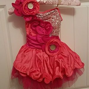 Girls dance costume